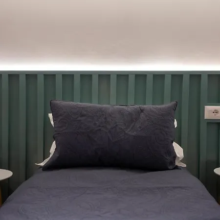 & Pool - 365 Apartment