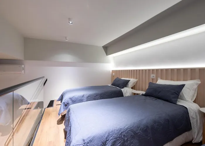 & Pool - 365 地拉那