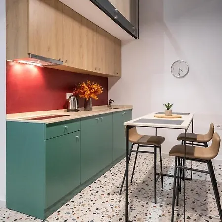 & Pool - 365 شقة *