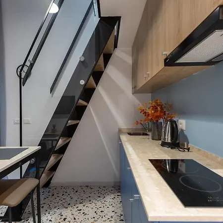 & Pool - 365 تيرانا