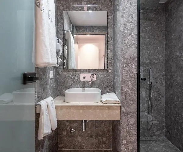 Apartment & Pool - 365 *