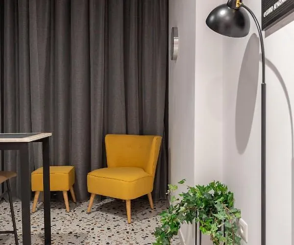 Appartamento & Pool - 365 Tirana